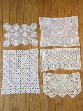VTG Crochet/Doilies, Mixed Mediums Lot